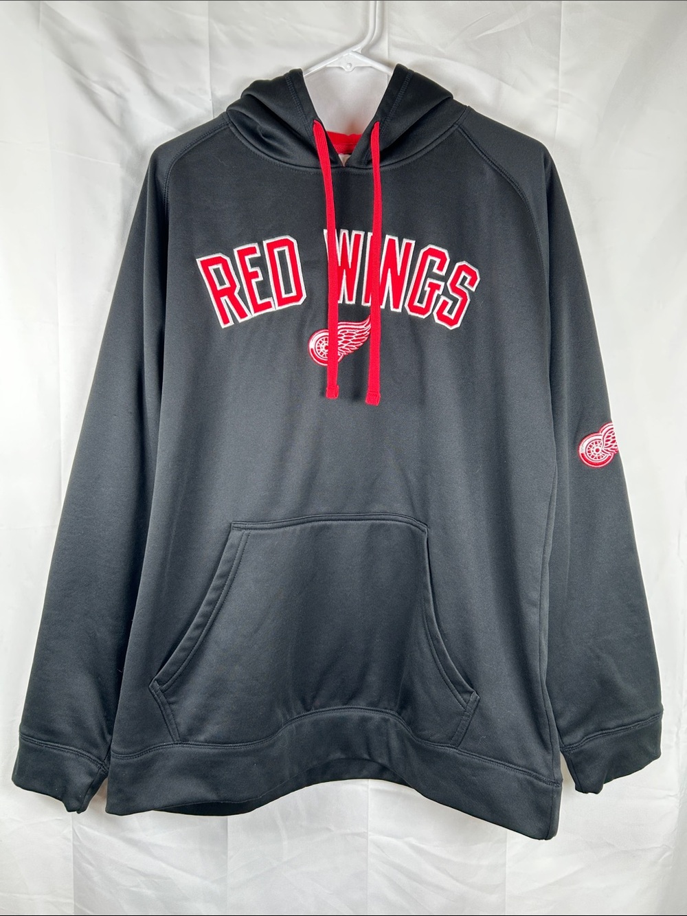 NHL Detroit Red Wings Hoodie Men’s Large 42/44 Black Pullover
